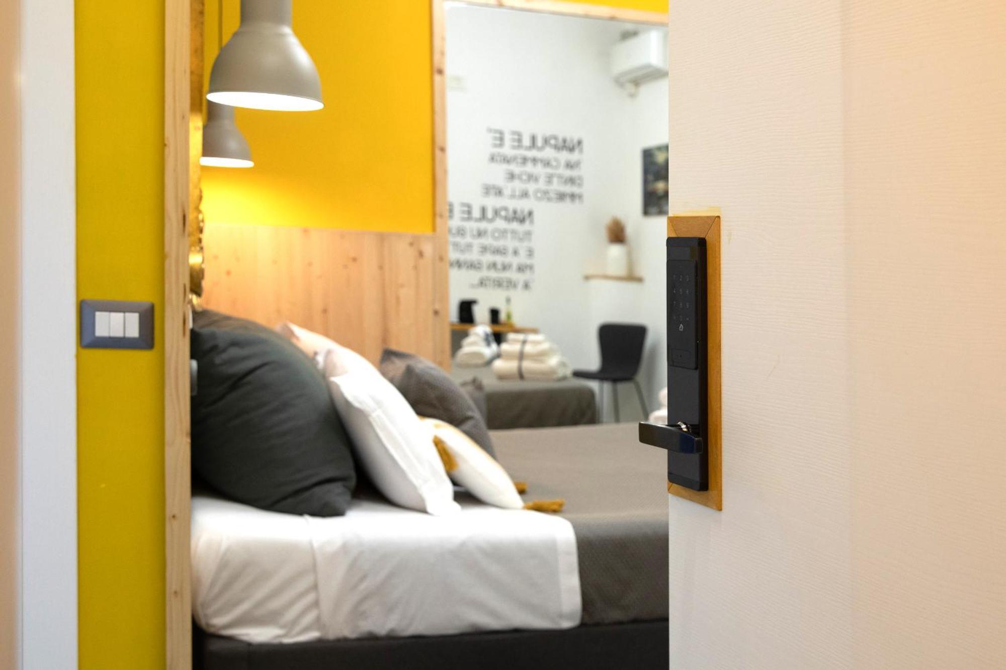 Miracolo Al Duomo Smart Accomodations Neapel Exteriör bild