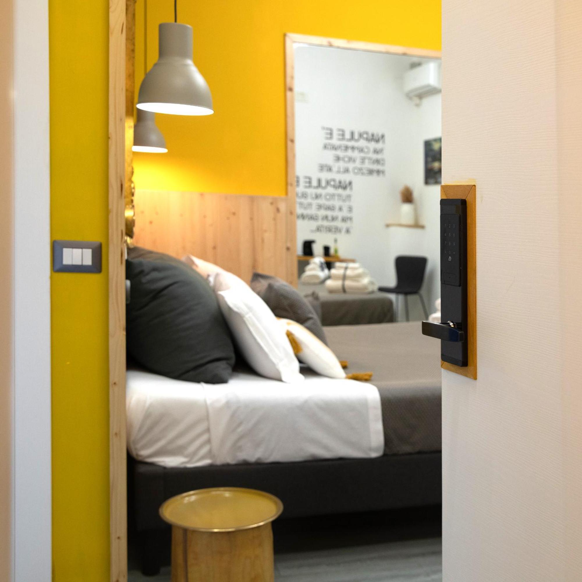 Miracolo Al Duomo Smart Accomodations Neapel Exteriör bild