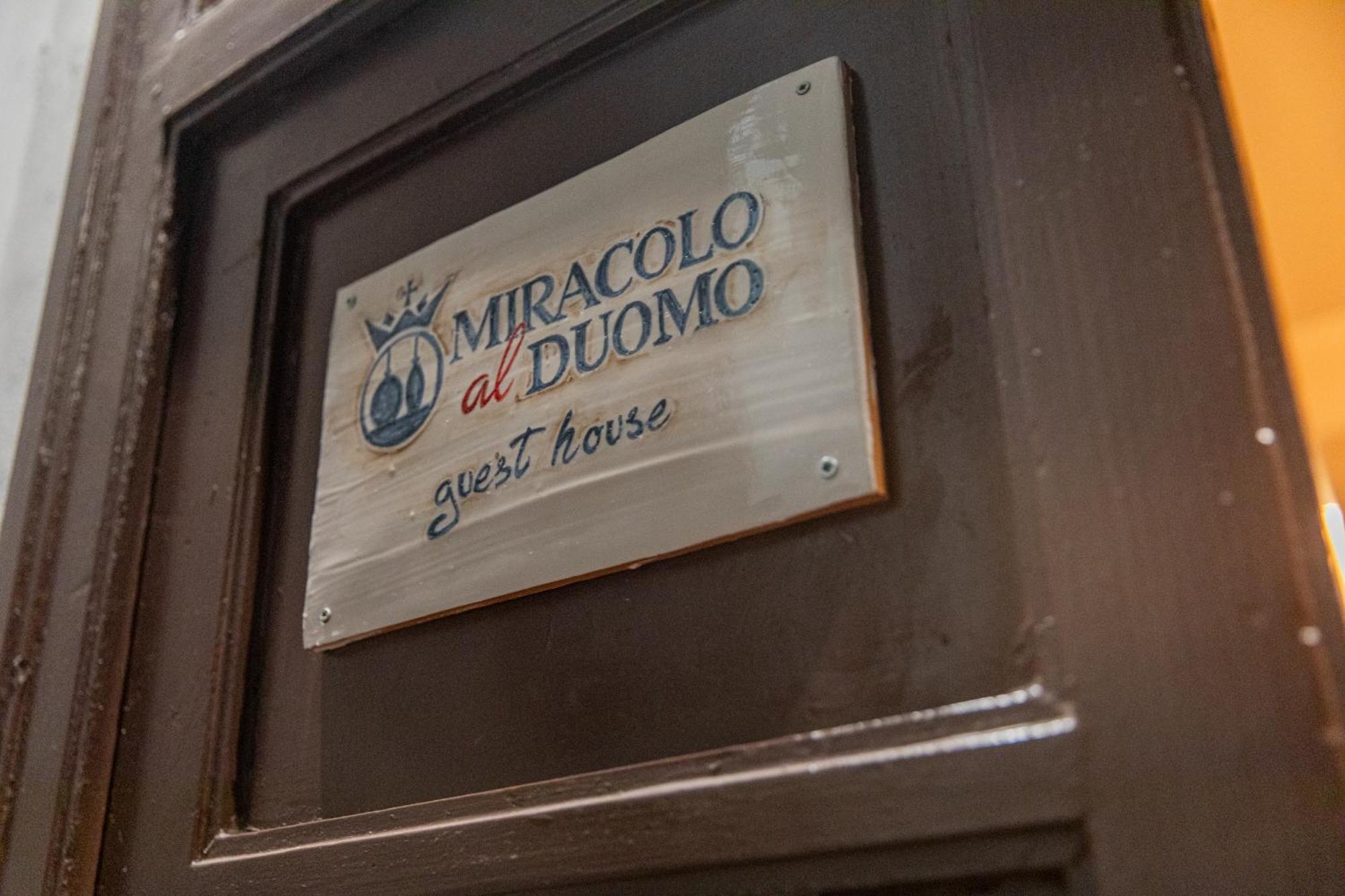 Miracolo Al Duomo Smart Accomodations Neapel Exteriör bild
